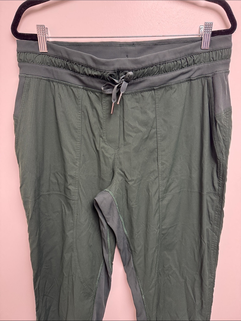 Lululemon Dance Studio Mid-Rise Cropped Pant In Legacy Green Size 12 Performance - Picture 4 of 9